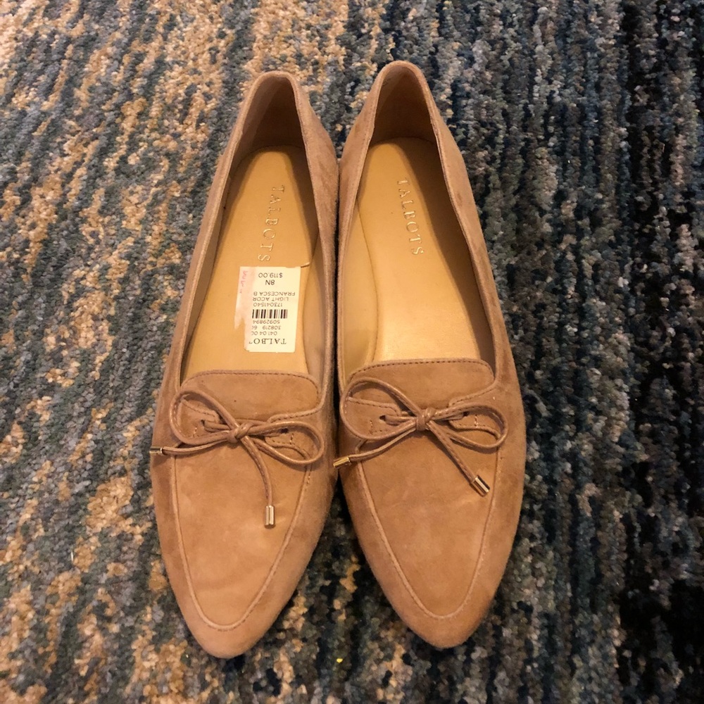 Talbots suede loafers size 8. Fits size 7-7.5 M